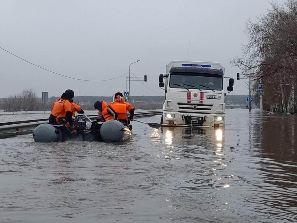МЧС призвало граждан соблюдать меры безопасности в паводковый период