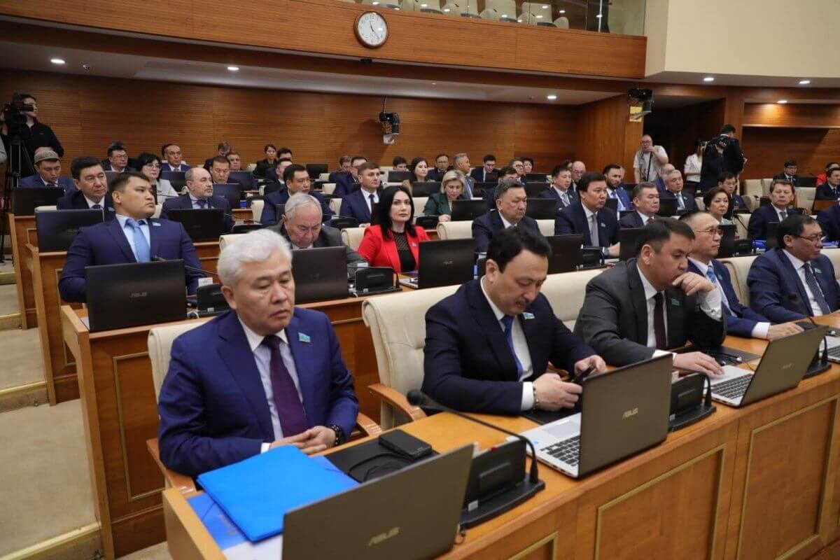 Парламент палаталарының бірлескен отырысы өтеді