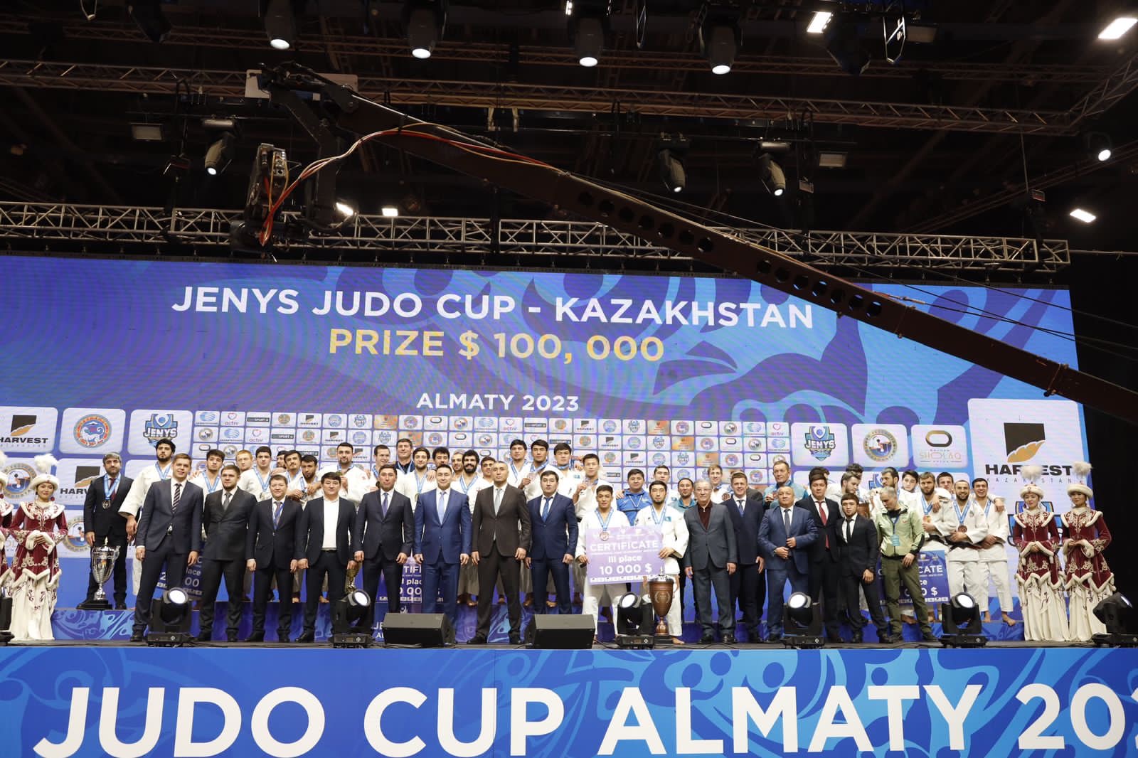 Алматыда дзюдодан халықаралық командалық Jenys Cup турнирі өз мәресіне жетті  