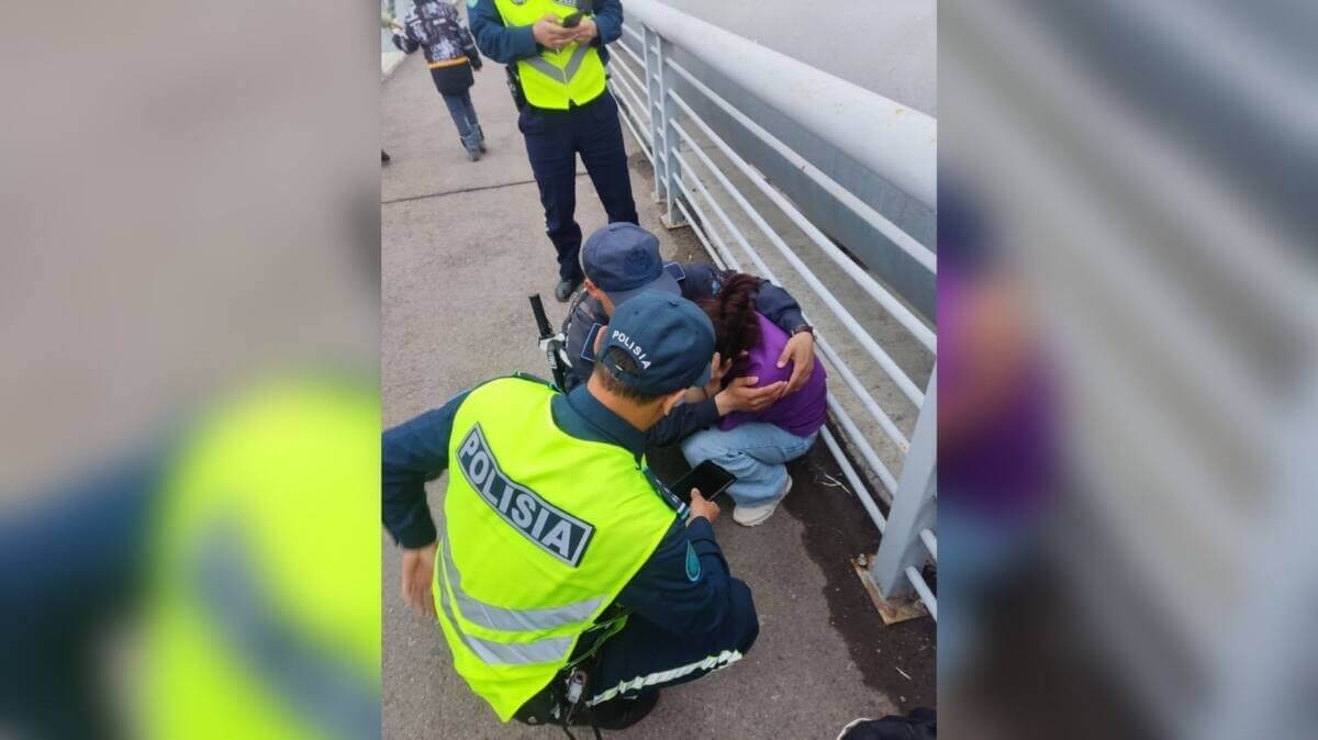 Девушка пыталась покончить с собой на мосту Сарайшык в Астане