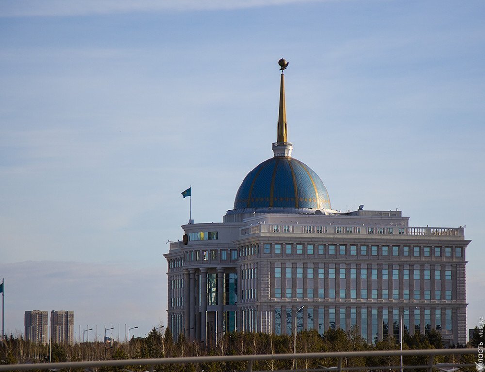 Токаев присвоил новые звания министру внутренних дел и главе Антикора