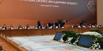 Қарызға белшесінен батқан азаматтарға көмектесу керек – Тоқаев