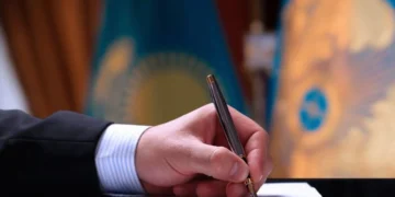 Ерсайын Нагаспаев назначен министром промышленности и строительства Казахстана