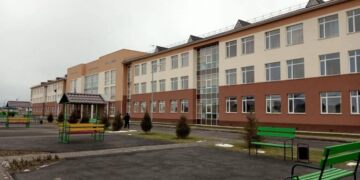 На украденные миллиарды в Казахстане построят 28 школ