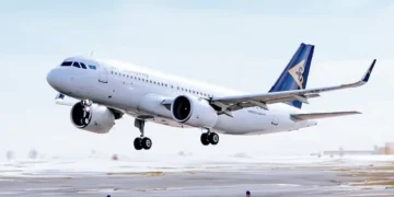 Самолет Air Astana дважды не смог вылететь из Катара