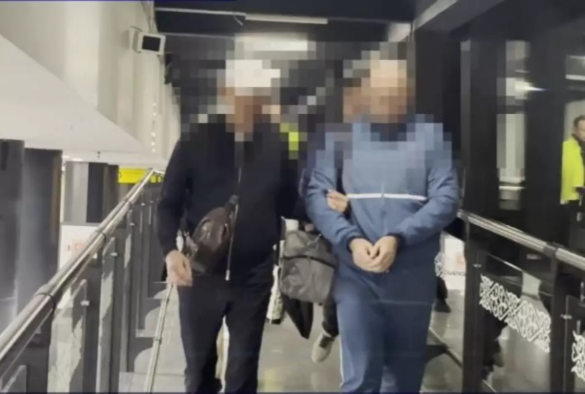 Беглого бизнесмена вернули из ОАЭ в Казахстан