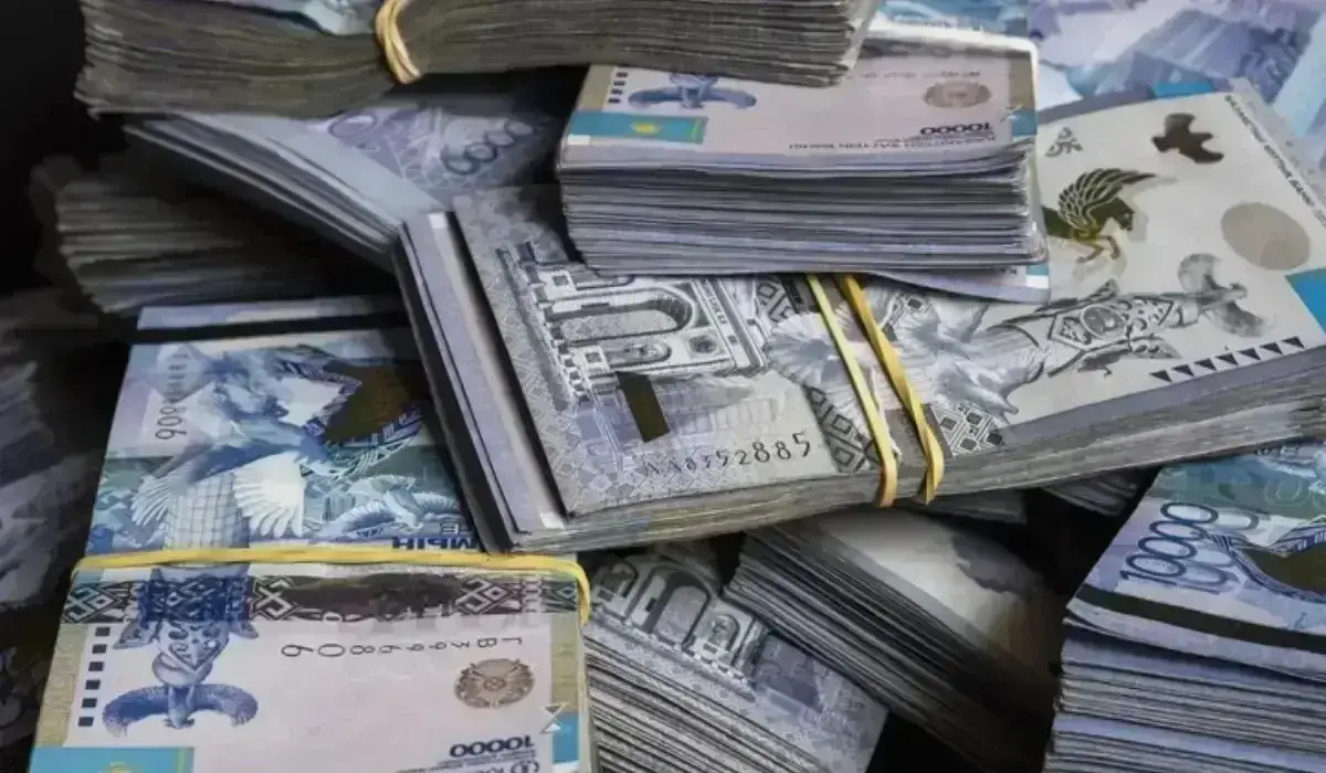 БҚО-да танысының үйінен ірі көлемде ақша ұрлаған күдікті ұсталды