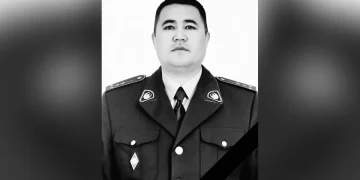 Жол ережесін бұзған жүргізушіні тоқтатпақ болған: қаза тапқан полицей жайлы тың мәлімет жарияланды