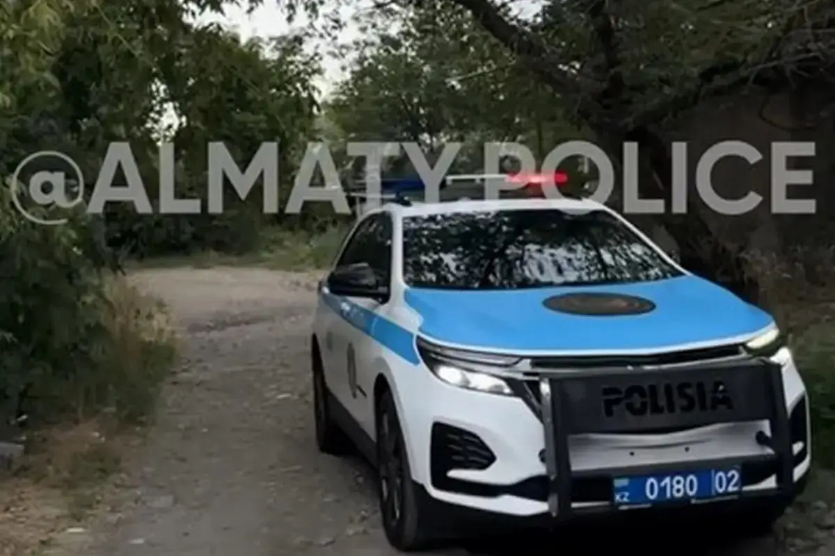 Алматыда төбелес кезінде ер адам пышақ жарақатын алды