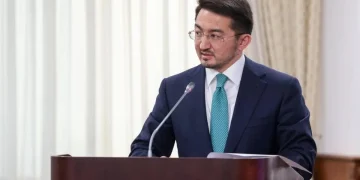 Тоқаев Жасанды интеллект және цифрлық даму министрін қызметіне қайта бекітті
