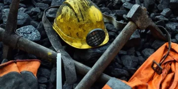 Колумбияда заңсыз алтын кенішінің опырылуынан 14 адам қаза тапты