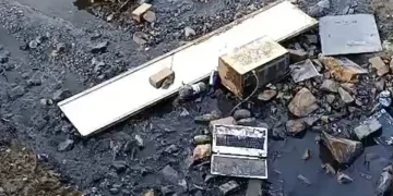 Астанада Есілдің құрғаған табанынан ноутбук пен пеш табылды