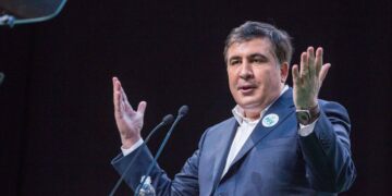 Саакашвили приговорили к девяти годам лишения свободы