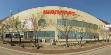 Астанада ірі сауда үйі өртеніп жатыр